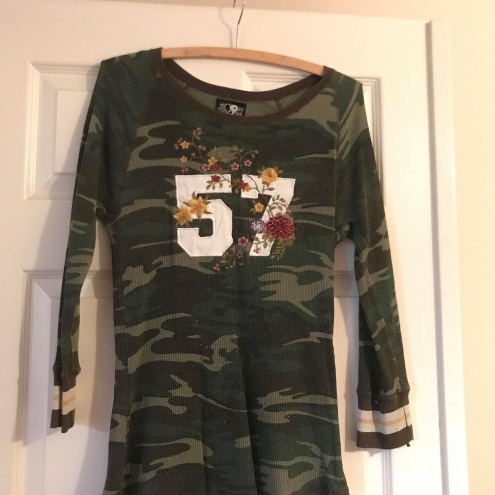 Lucky long sleeve thermal style shirt